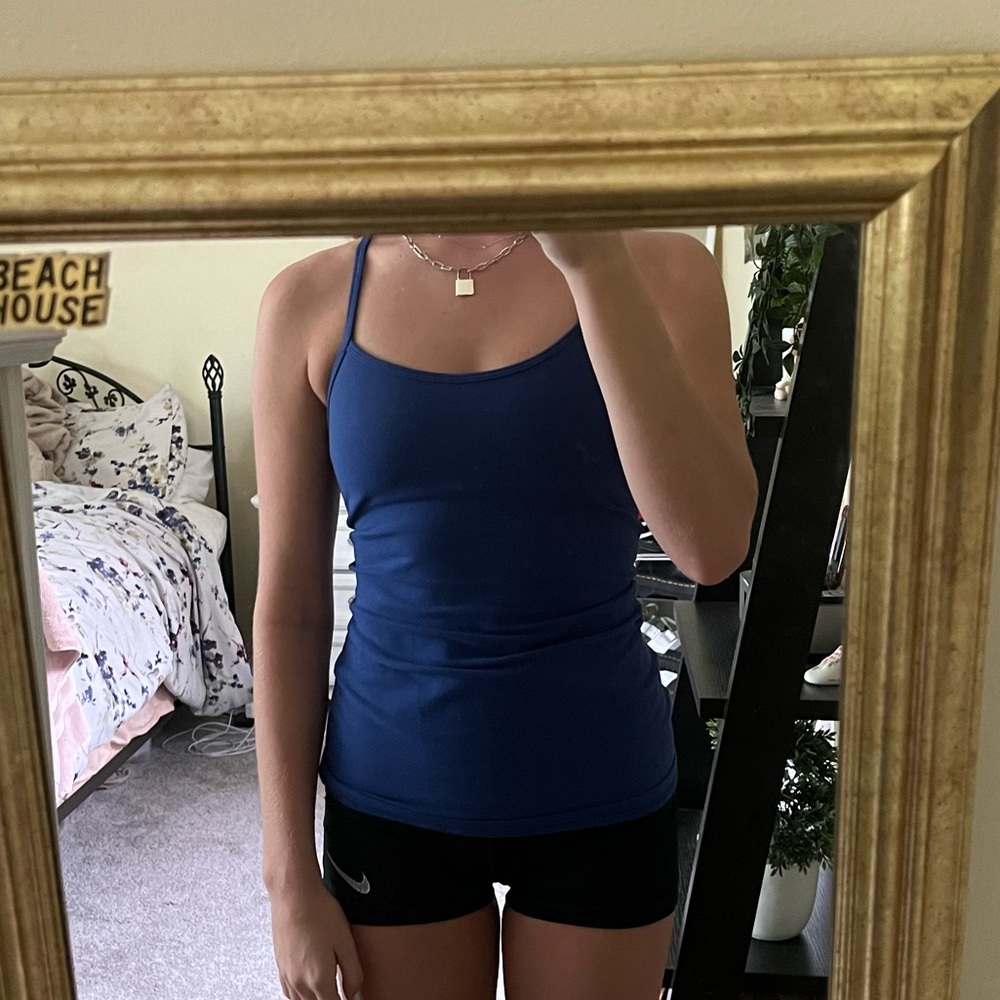 lululemon top